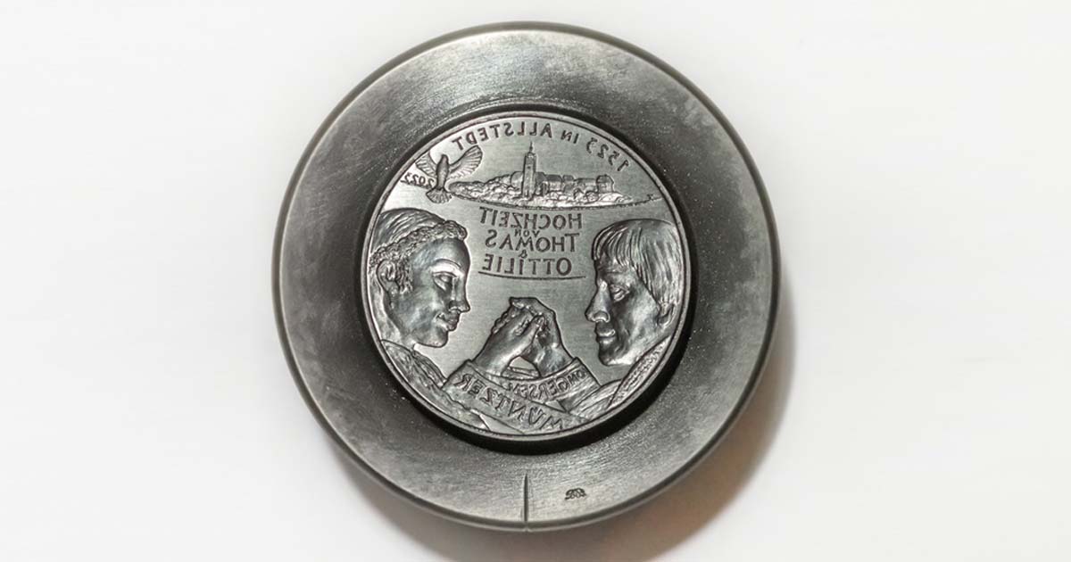 Ab- & Anprägen der Jahresmedaillen 2022 & 2023